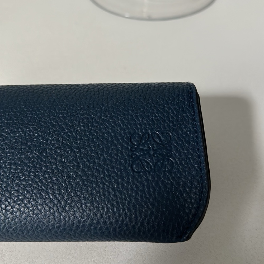 LOEWE GREEN INFLATED BUTTERFLY SUNGLASSES - Picture 9 of 9